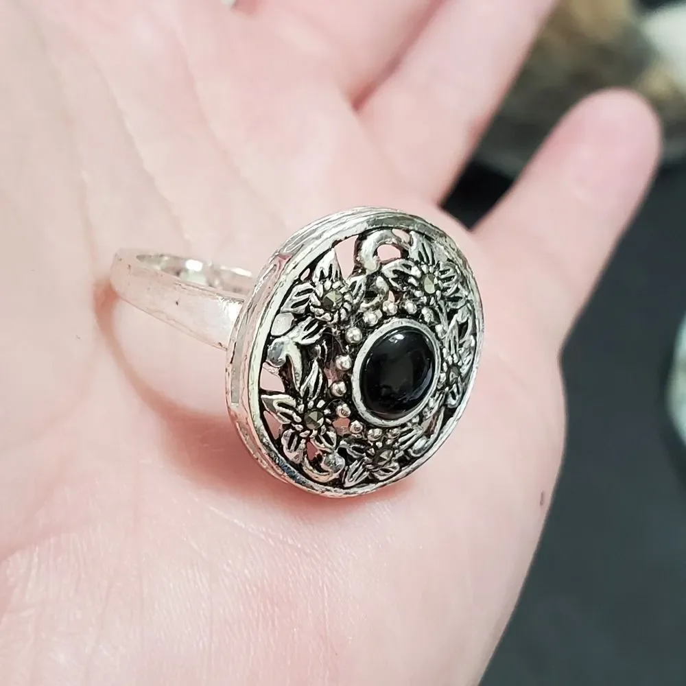 Silver plated black onyx ring with marcasite size 8.5